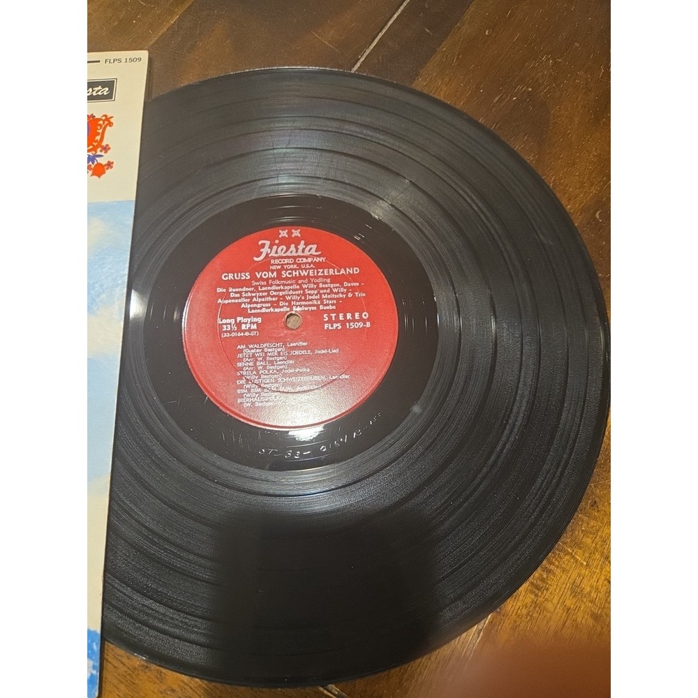Grub vom Schweizerland Swiss Folkmusic & Yodeling Fiesta Records 33rpm (GRADE F) - Picture 2 of 2